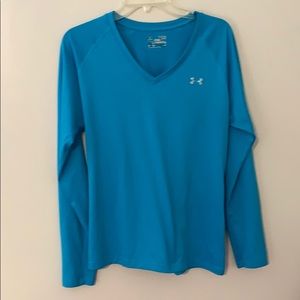 UA long sleeve tee shirt